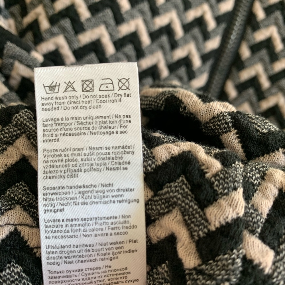 APRICOT KNIT DRESS - Picture 8 of 8